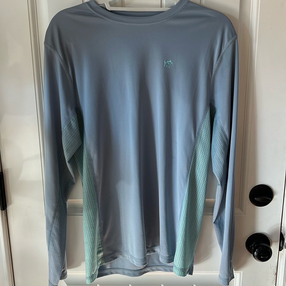 Southern Tide T3 outdoors UPF 50 TIDE TO TRAIL